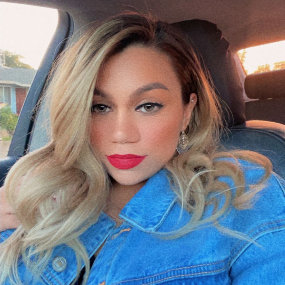 Meet your Posher, Bibiana